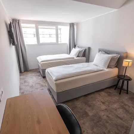 Hotel Opera 3*