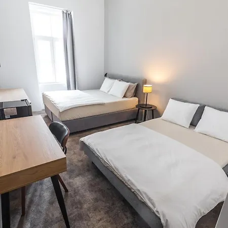 Hisa Opera 3* マリボル