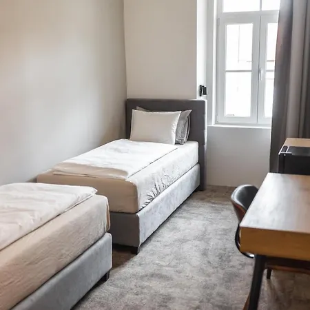 ホテル Hisa Opera