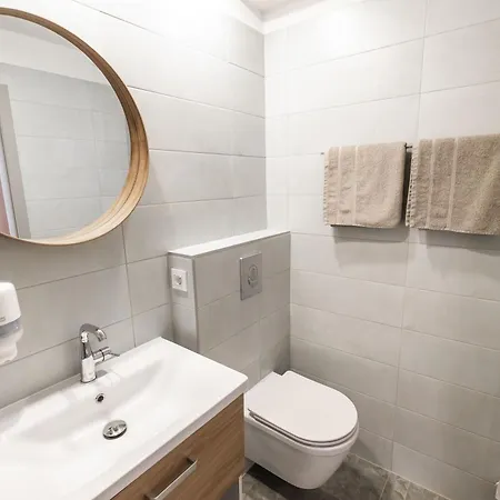 Opera Hotel 3*